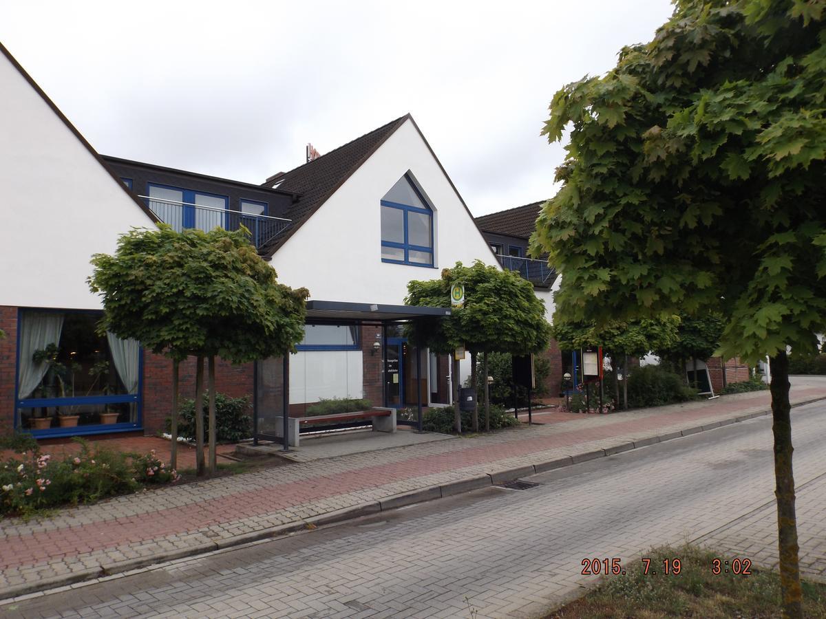 Hotel Ziegenkrug Schweriner Tor Pampow Esterno foto