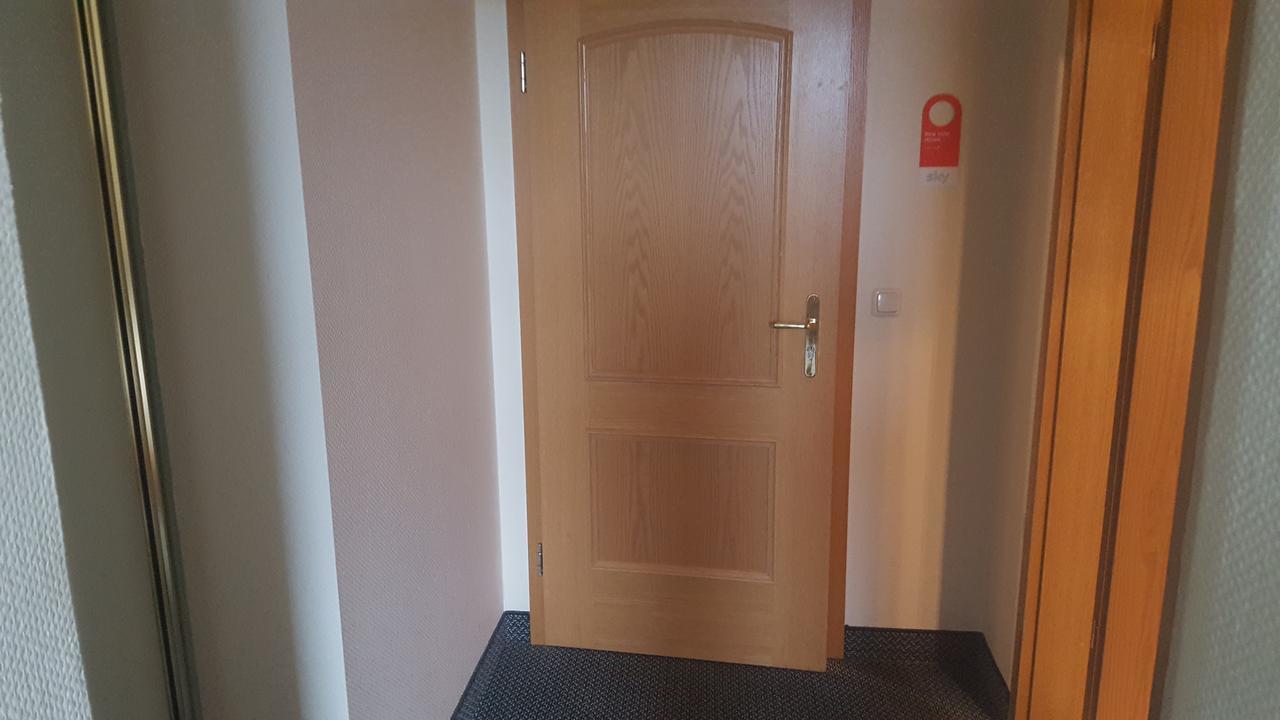 Hotel Ziegenkrug Schweriner Tor Pampow Esterno foto