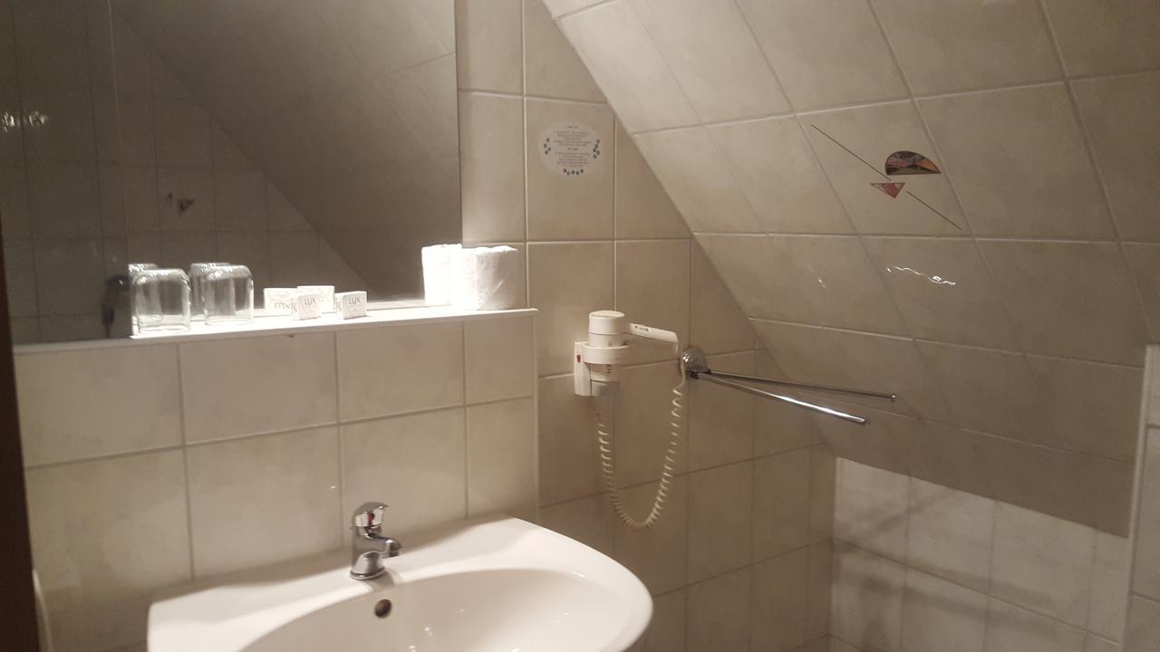 Hotel Ziegenkrug Schweriner Tor Pampow Esterno foto